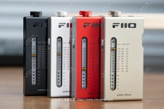 袖珍高音质FM收音机，飞傲RR11正式上市！